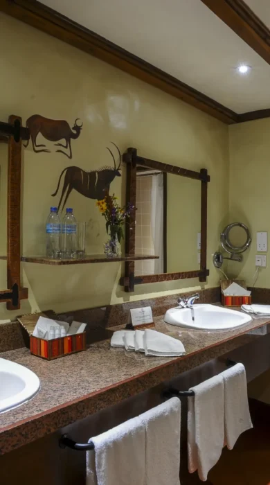 Serena Ngorongoro Suite Bathroom
