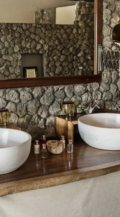 bathroom, chem chem safari lodge, tarangire national park, tanzania