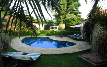 Adahi Pool garden