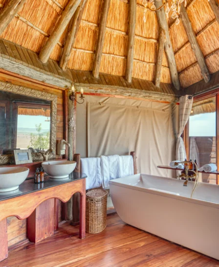 MM.Soroi.Bathroom1
