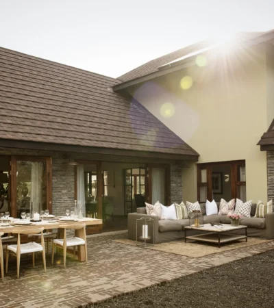 Siringit villa terrace