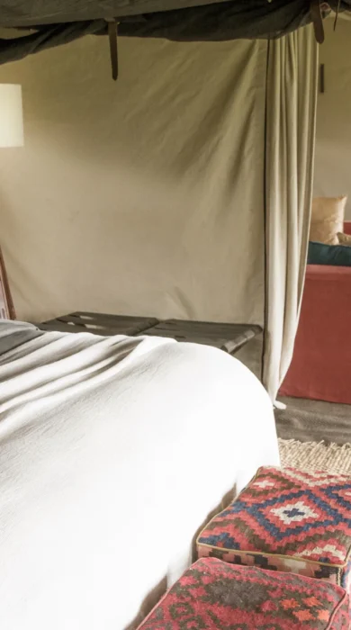 Double bed, Songa Migrational Camp, Serengeti, Tanzania