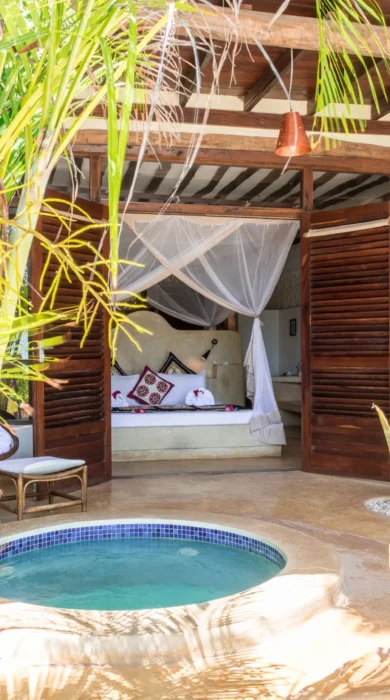Sunshine Hotel Honeymoon Suite (1)