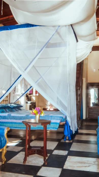 Tour Suite