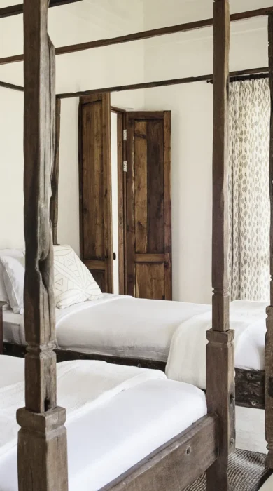 Qambani double bedroom