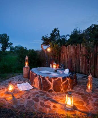Star gazing Bath, El Karama, Kenya