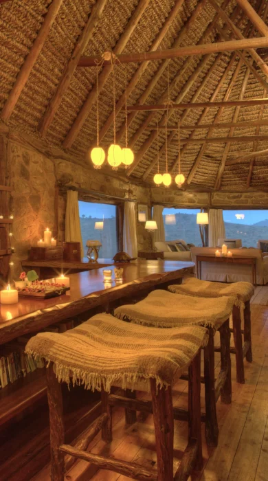 borana lodge bar