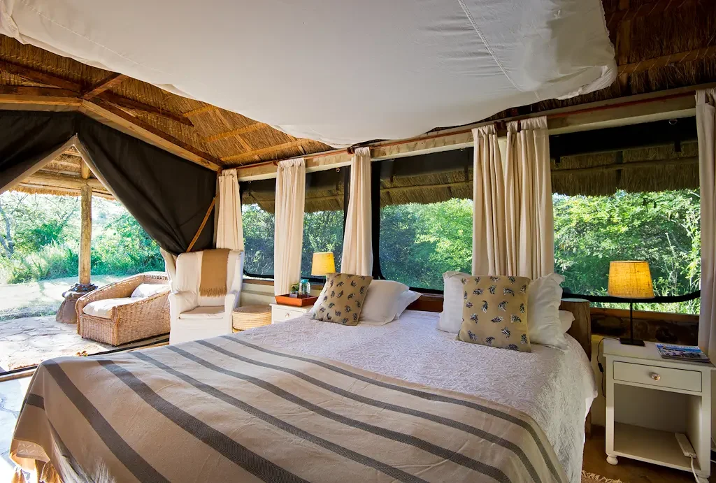Banda bedroom, El Karama, Kenya