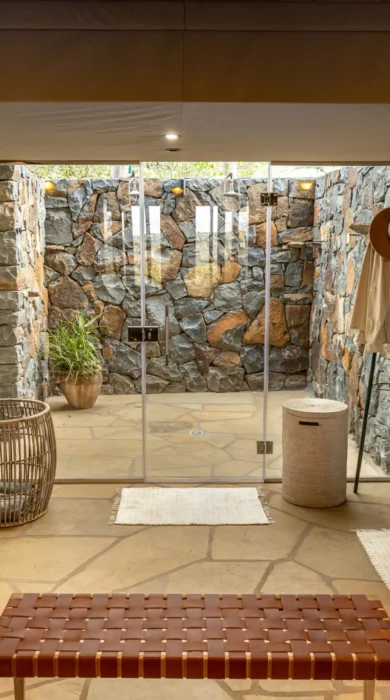 shower room, naboisho camp, greater mara conservancies, kenya