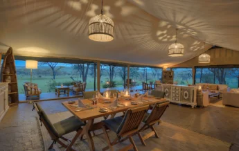 Dining, Kicheche Bush Camp, Greater Mara Conservancies, Kenya