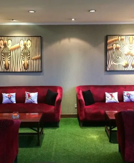 Lounge, Ole Sereni, Nairobi National Park, Kenya