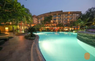 poolsideimagekigali2watermarked