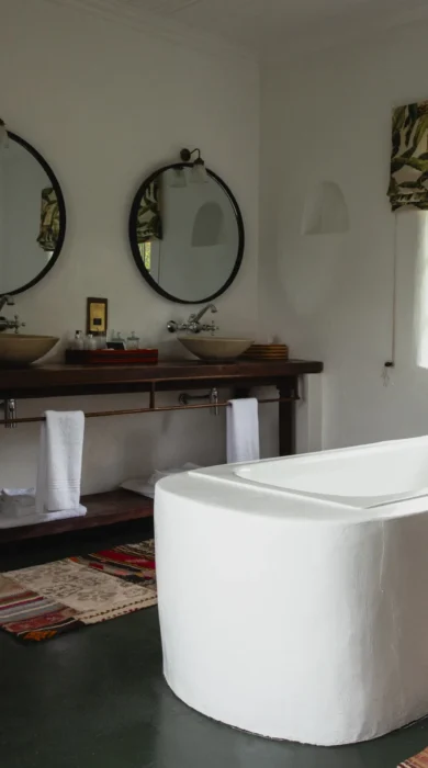 Bathroom, Sabyinyo, Volcanoes National Park, Rwanda