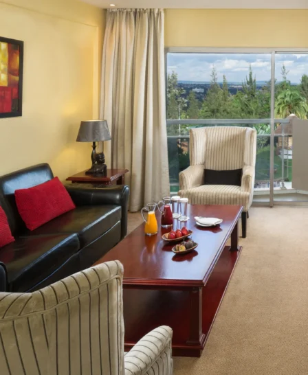 16 Classic Junior Suite Living Room