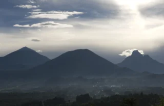 volcanoes national park skyline, rwanda safari holidays