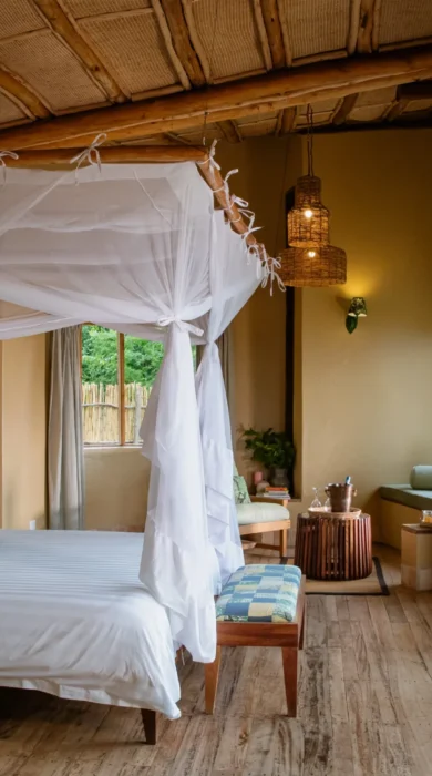 Bedroom, Kyambura Gorge, Queen Elizabeth Np, Uganda