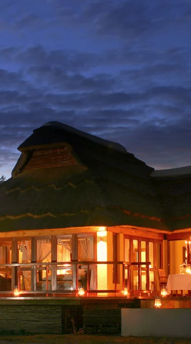 jamala madikwe villa exterior at sunset