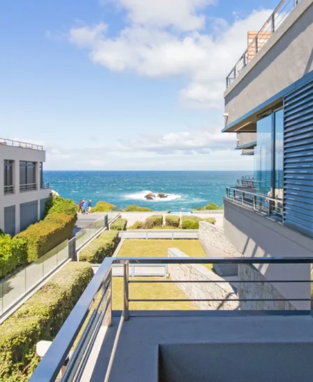le paradis apartment balcony view