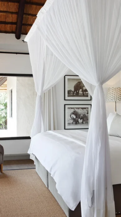 londolozi granite private suites bedroom yellow zebra safaris