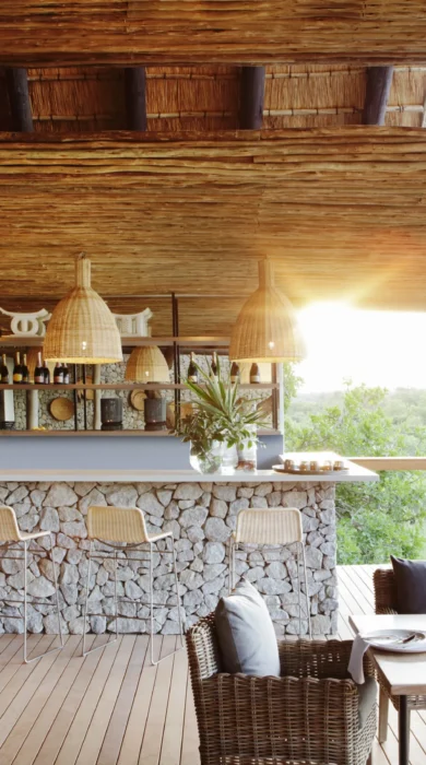 Londolozi Granite Suites Bar