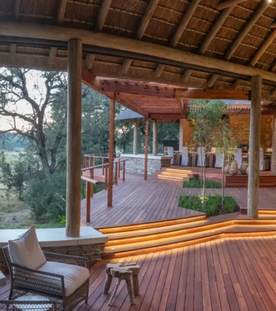 Safari Lodge Deck Area