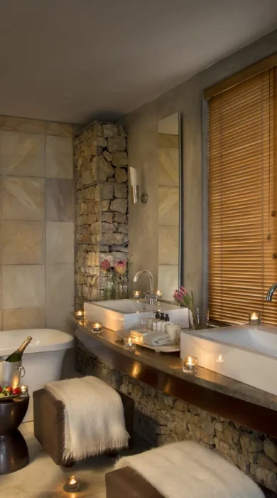 Kwandwe Ecca Lodge suite bathroom