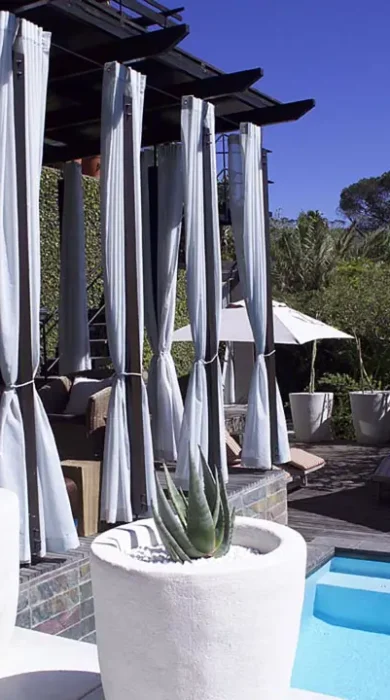 Detail Pool + Terrace
