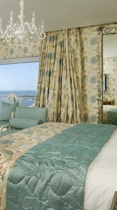 040. Presidential Suite Bedroom