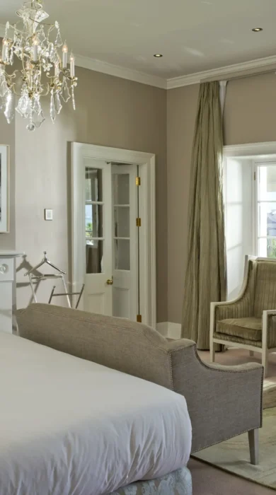 Room 5 Bedroom
