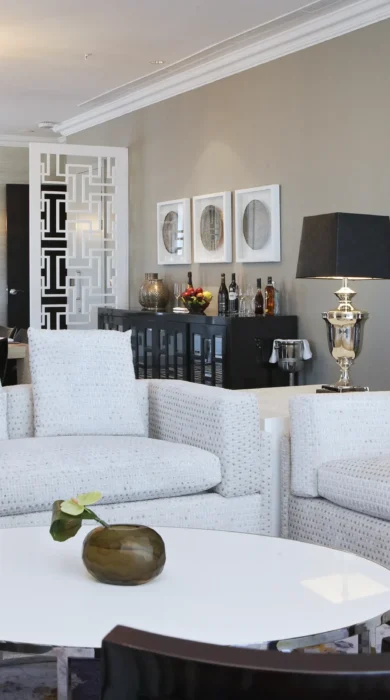 1304 Presidential Suite Lounge