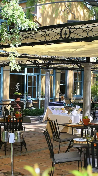 Monneaux Restaurant (28)