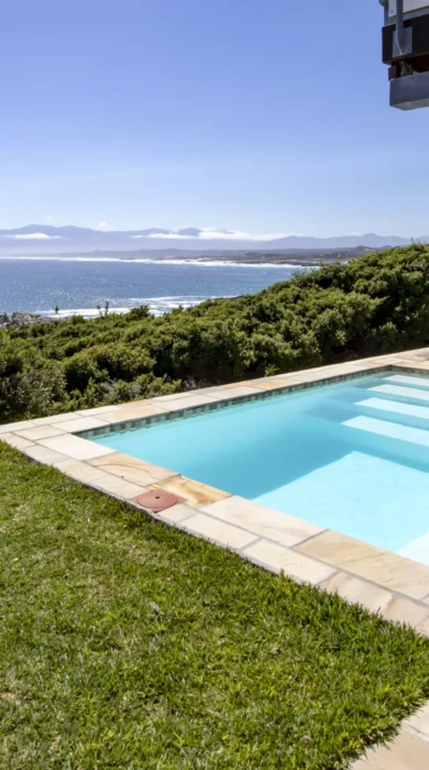 cliff lodge south africa pool yellow zebra safaris