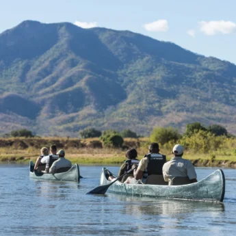 Canoe, Royal Zambezi Lodge, Lower Zambezi NP, Zambia