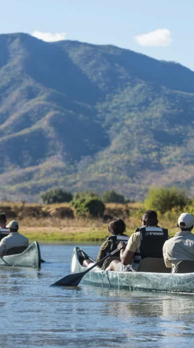 Canoe, Royal Zambezi Lodge, Lower Zambezi NP, Zambia