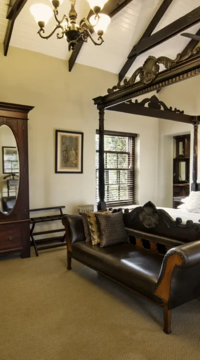 honeymoon suite schoone oordt country hotel swellendam1