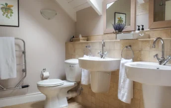 loft room bathroom