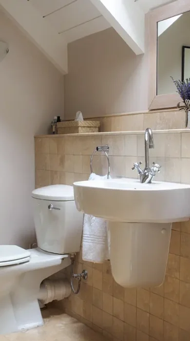 loft room bathroom