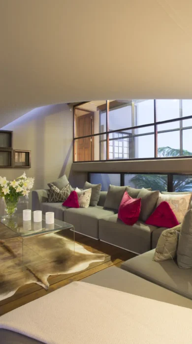 outside lounge, kanonkop house, knysna, south africa
