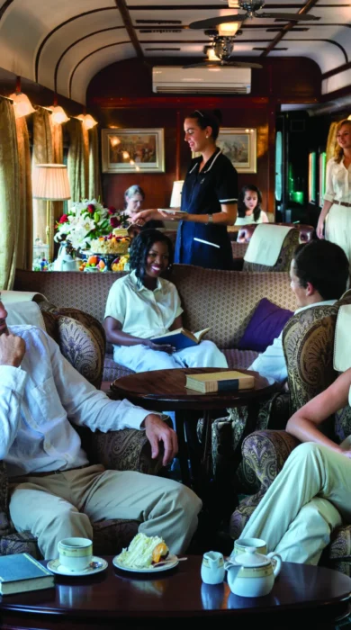 RVR LoungePeople1b HRes