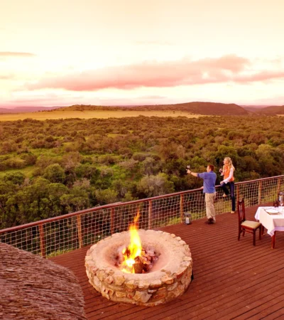 viewing deck bonfire, shamwari private game reserve, south africa